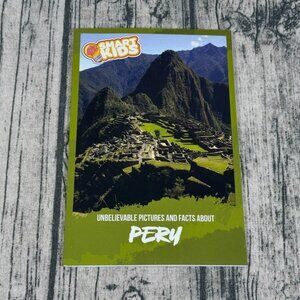 Unbelievable Pictures and Facts about Peru by Olivia Greenwood Paperback Book